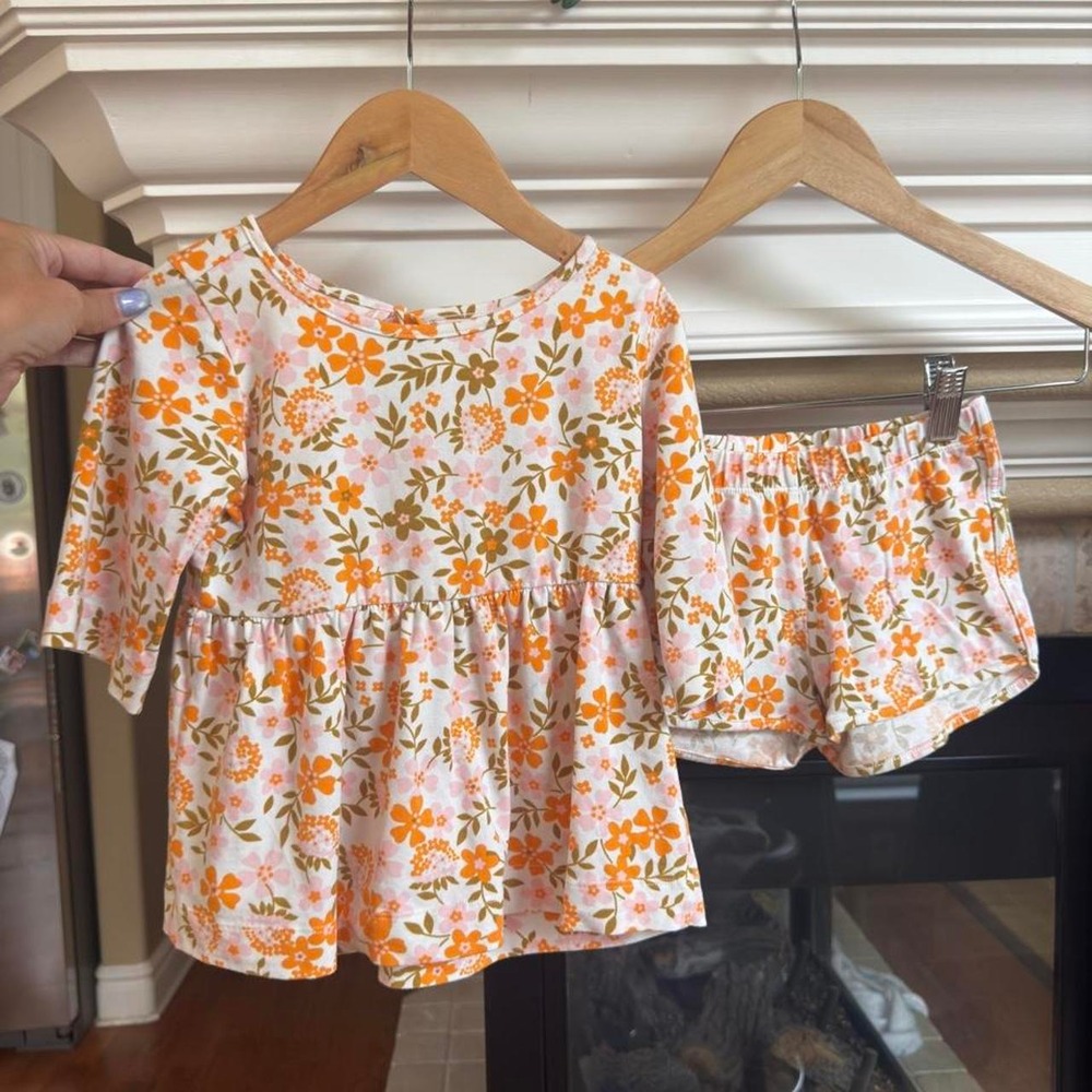 Alice + Ames Orange Floral 2 Piece Short Set Size 4T Playset Pre School